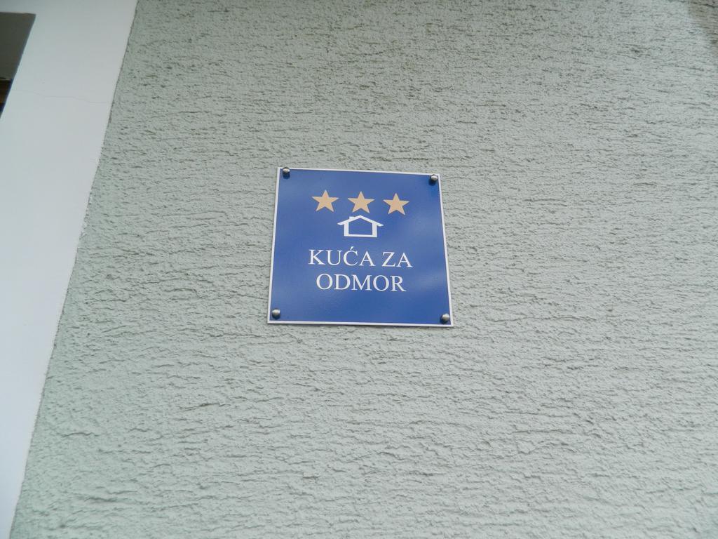 Vacation Home Kuca Za Odmor Красно Екстер'єр фото