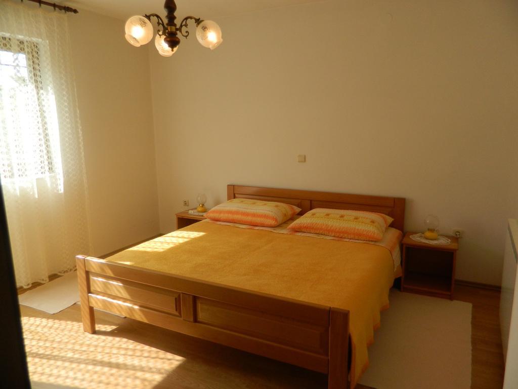 Vacation Home Kuca Za Odmor Красно Номер фото